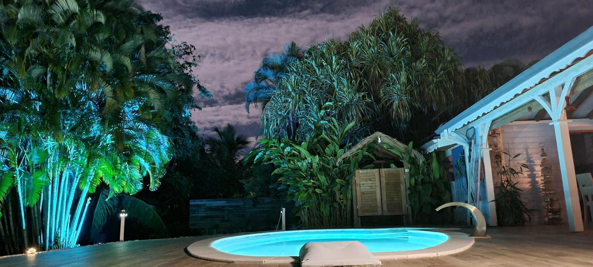 Gite Kaz A Topaze, Piscine, Jardin Tropical Sainte-Rose Ngoại thất bức ảnh